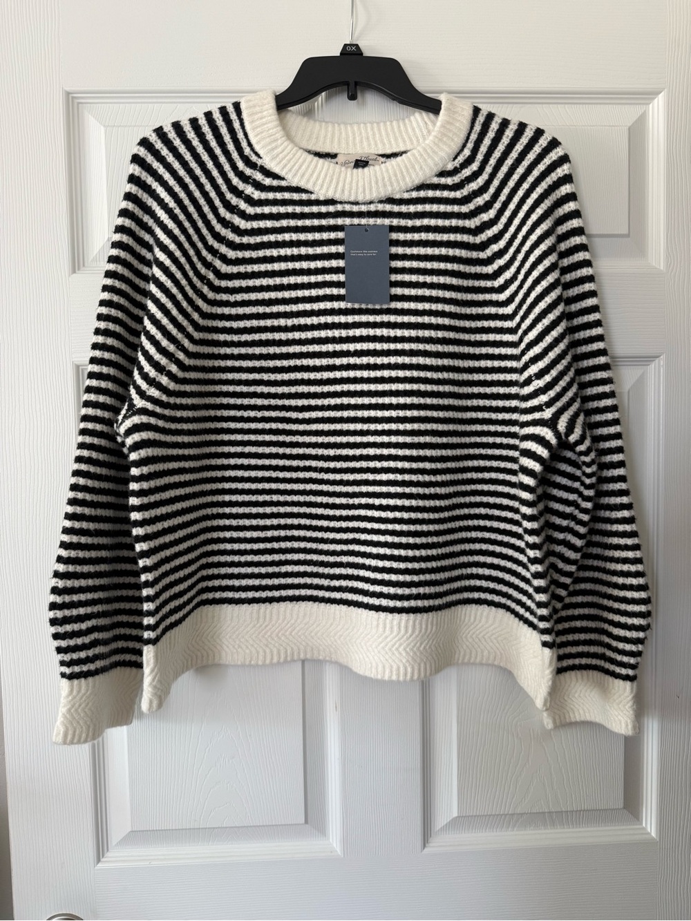 Universal Thread Black & White Striped Crewneck Sweater